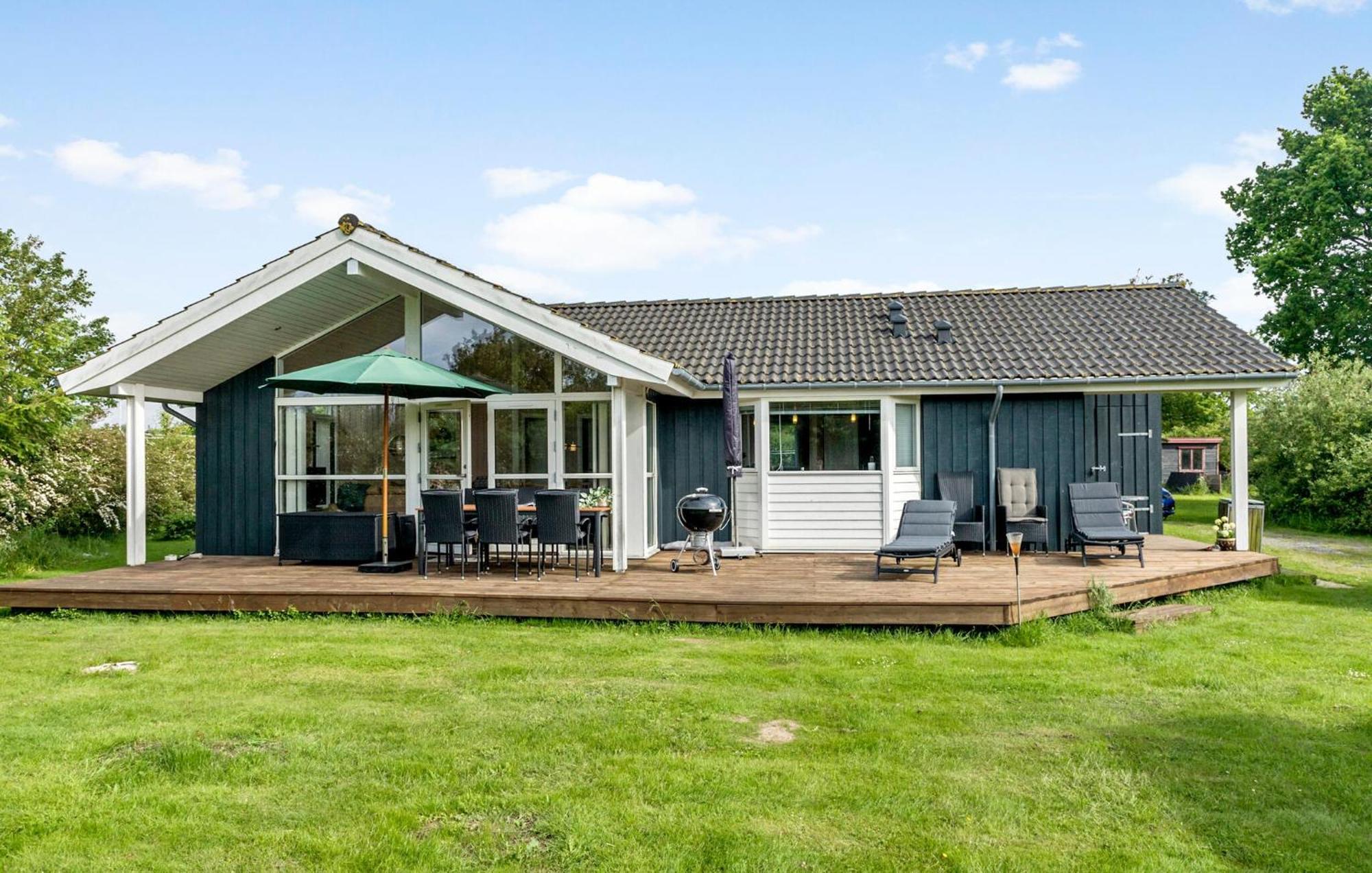 Cozy Home In Gedser With Wifi Exterior photo